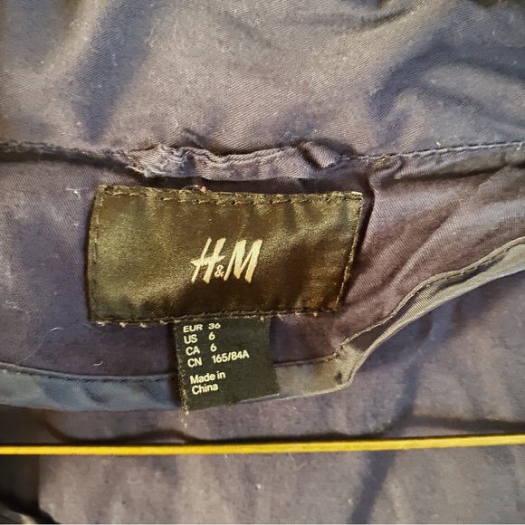 H&M Lightweight Jacket - Picture 4 of 4